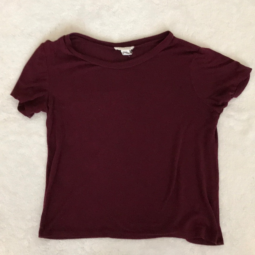 Tillys maroon top